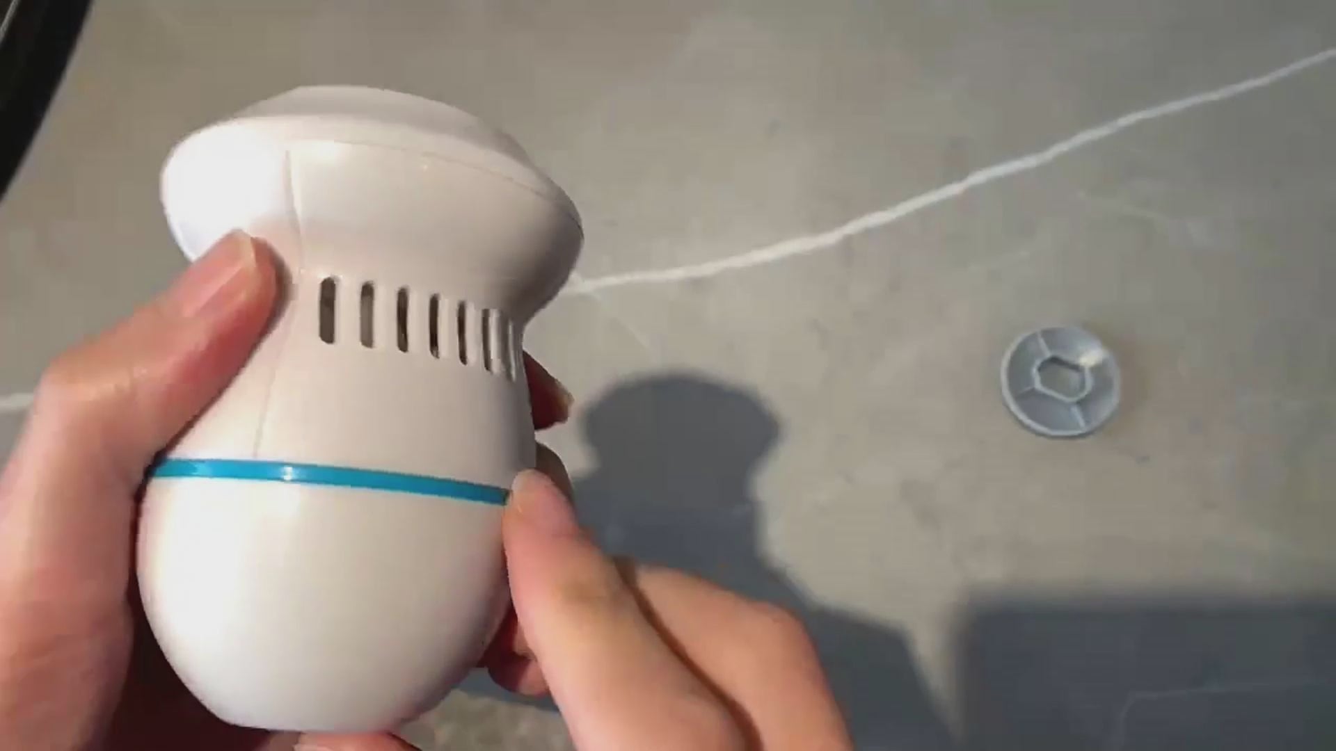 Râpe Électrique Multifonction pour Pieds – Adieu Pieds Secs & Callosités